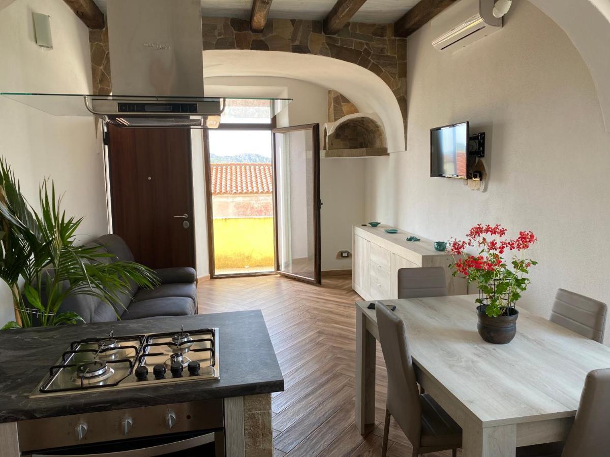 Apartament Casa Balilla La Maddalena  Zewnętrze zdjęcie
