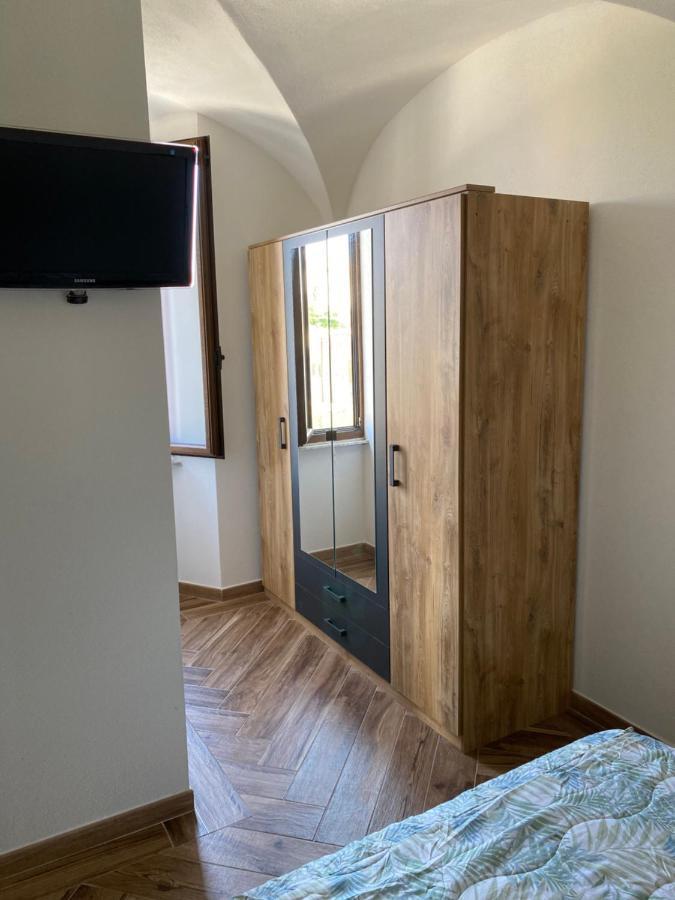 Apartament Casa Balilla La Maddalena  Zewnętrze zdjęcie